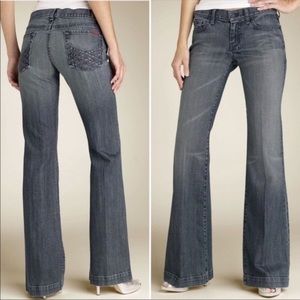 7 for All Mankind Lattice Dojo Flare jeans size 27